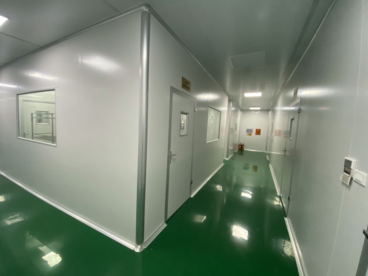 Phòng Lạnh Và Phòng Sạch 2025: Tiêu Chuẩn, Ứng Dụng &Amp; Chi Phí Xây Dựng 3 Vật liệu và thiết bị cho phòng lạnh và phòng sạch